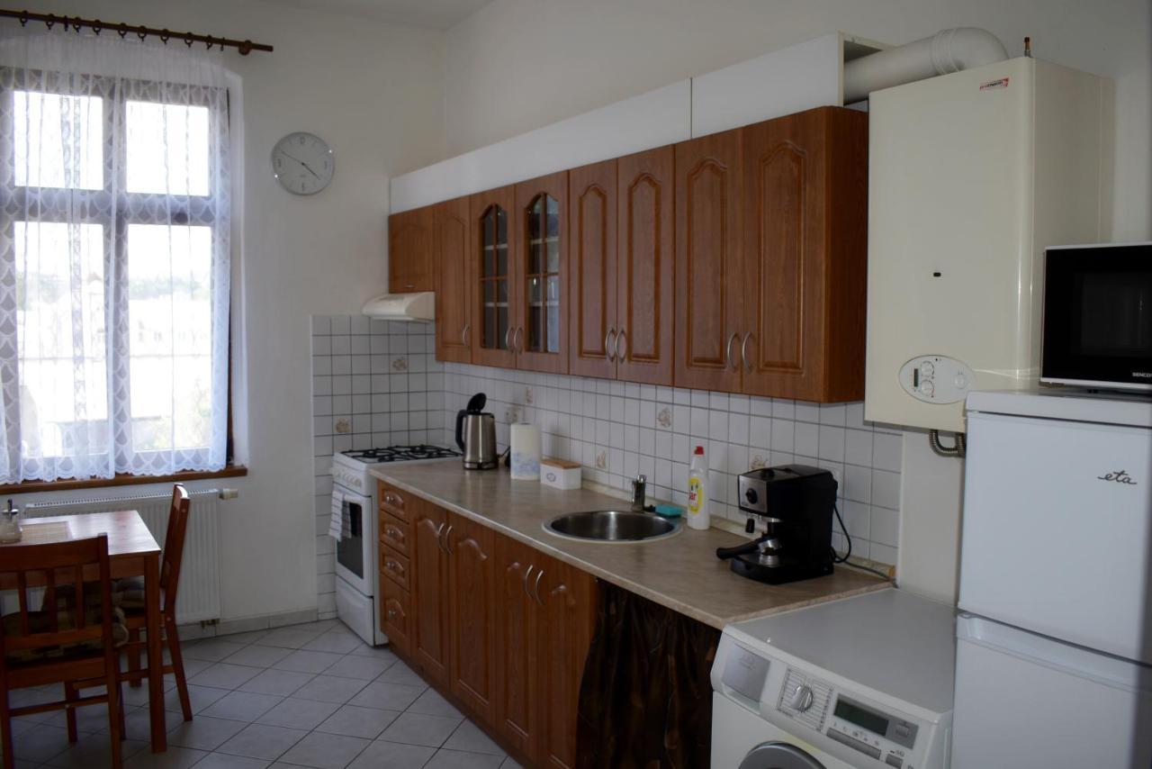 Apartmany Lenka การ์โลวีวารี ภายนอก รูปภาพ
